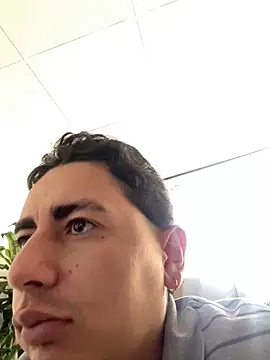 Snapshot of DanielGomez9 chatting on 03-14-25, 09:54 DanielGomez9 online show from 03-14-25, 09:54