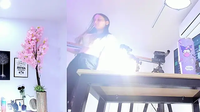 Snapshot of Siouxsie_cenobite chatting on 10-29-25, 11:23 Siouxsie cenobite online show from 10-29-25, 11:23