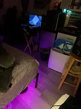 Snapshot of RittoNasty1 chatting on 02-05-25, 11:23 RittoNasty1 online show from 02-05-25, 11:23