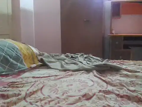 Snapshot of boobytsa chatting on 02-25-25, 01:52 boobytsa online show from 02-25-25, 01:52