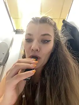 Holy Tereza online show from 10-24-25, 03:41