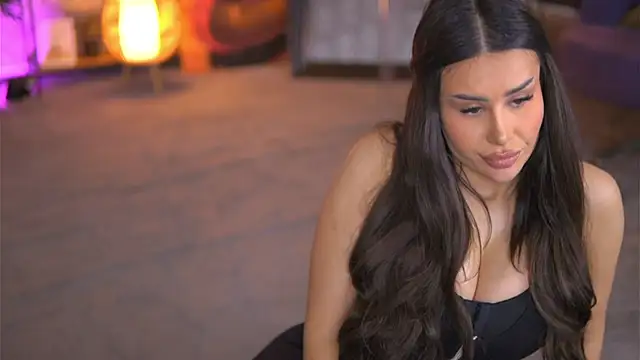 Snapshot of EvaZane chatting on 01-22-25, 02:03 EvaZane online show from 01-22-25, 02:03