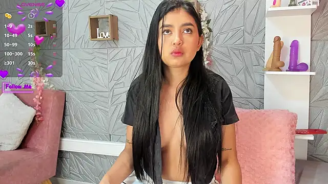 Snapshot of LilithKlain_ chatting on 02-11-25, 01:30 LilithKlain online show from 02-11-25, 01:30