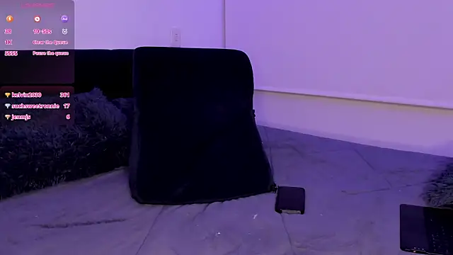 Snapshot of cleo_adams chatting on 01-03-25, 07:27 cleo adams online show from 01-03-25, 07:27