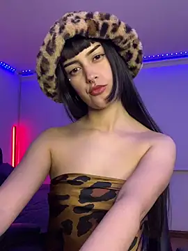 Snapshot of cleo_adams chatting on 02-01-25, 04:35 cleo adams online show from 02-01-25, 04:35