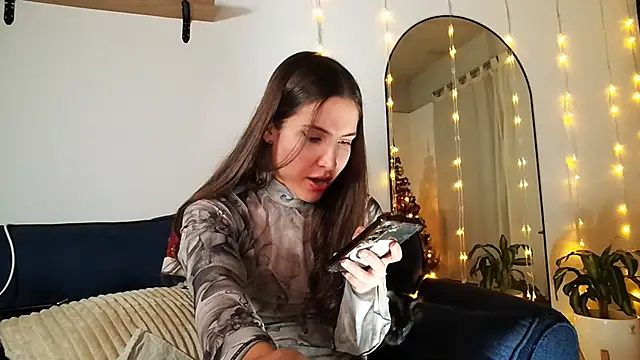 Melisa cream online show from 12-27-24, 02:47