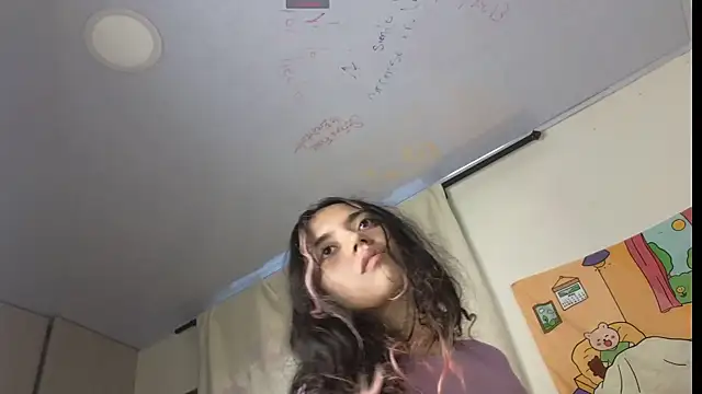 ViolettaSummer online show from 12-24-24, 11:49