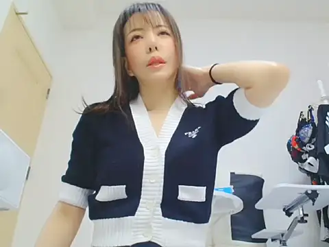 Snapshot of nene_teacher chatting on 03-13-25, 01:07 nene teacher online show from 03-13-25, 01:07