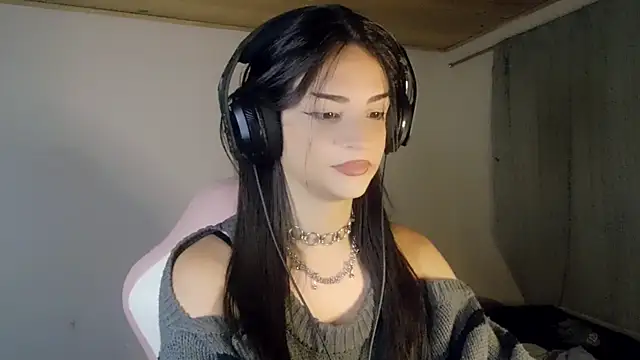 Dollbehavior  online show from 01-10-26, 06:37