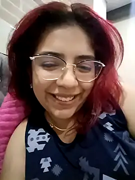 Snapshot of Rousse_Collinss chatting on 12-31-24, 05:44 Rousse Collinss online show from 12-31-24, 05:44