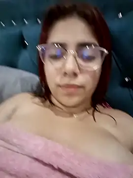 Snapshot of Rousse_Collinss chatting on 02-12-25, 12:05 Rousse Collinss online show from 02-12-25, 12:05