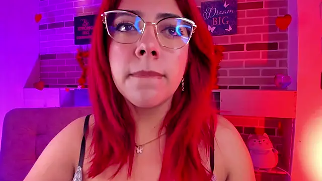 Snapshot of Rousse_Collinss chatting on 02-22-25, 04:40 Rousse Collinss online show from 02-22-25, 04:40