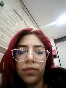 Snapshot of Rousse_Collinss chatting on 03-02-25, 04:28 Rousse Collinss online show from 03-02-25, 04:28