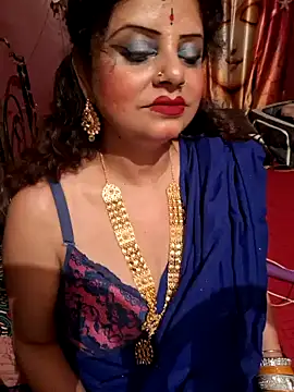 Snapshot of Maaya66 chatting on 01-07-25, 05:31 Maaya66 online show from 01-07-25, 05:31