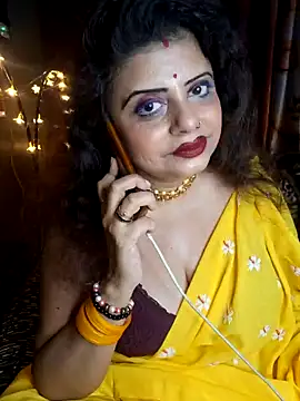 Snapshot of Maaya66 chatting on 01-19-25, 06:10 Maaya66 online show from 01-19-25, 06:10