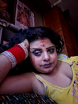 Snapshot of Maaya66 chatting on 03-06-25, 02:19 Maaya66 online show from 03-06-25, 02:19