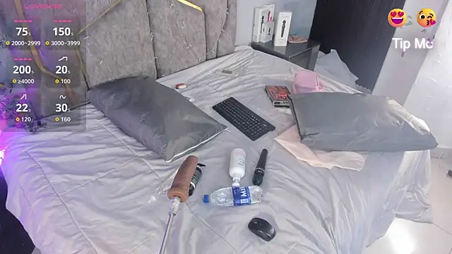 Snapshot of Katejordan chatting on 12-05-25, 03:48 Katejordan online show from 12-05-25, 03:48