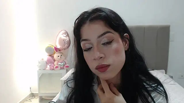 Snapshot of Caribbean_beauty_ chatting on 10-23-25, 01:49 Caribbean beauty online show from 10-23-25, 01:49