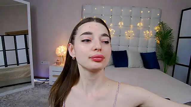 NicoleRosss online show from 01-16-25, 08:22