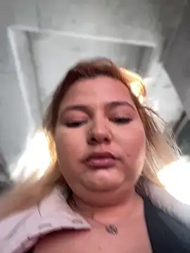 AllysonK online show from 12-15-24, 12:28