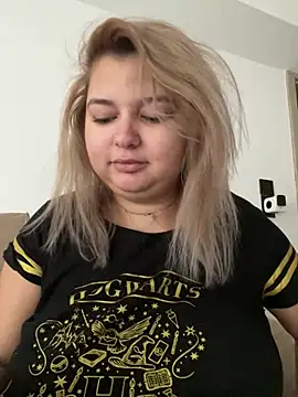 AllysonK online show from 12-29-24, 10:12
