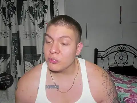 Snapshot of regan_jhonso chatting on 02-05-26, 09:03 regan jhonso online show from 02-05-26, 09:03