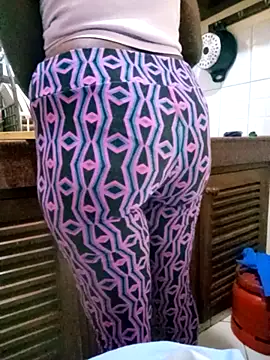 zainabsmile online show from 10-11-25, 03:21