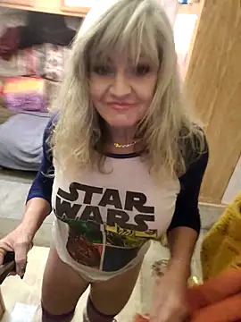 annika lately online show from 01-06-26, 04:05