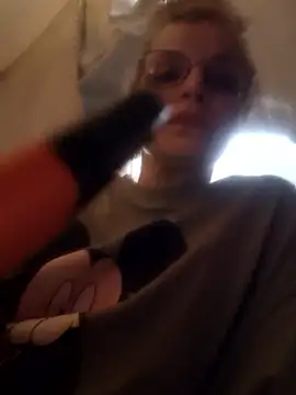 BritneyHudson online show from 01-18-26, 04:22