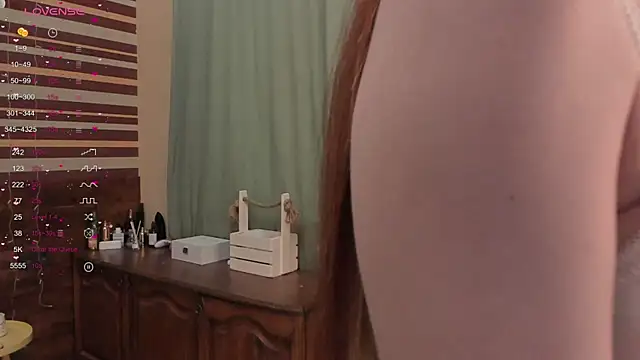 Snapshot of MilanaMua chatting on 02-03-26, 08:19 MilanaMua online show from 02-03-26, 08:19