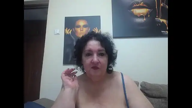 Snapshot of maturekorine chatting on 10-24-25, 07:10 maturekorine online show from 10-24-25, 07:10