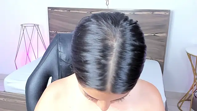 ivette bocelly online show from 02-01-25, 01:23