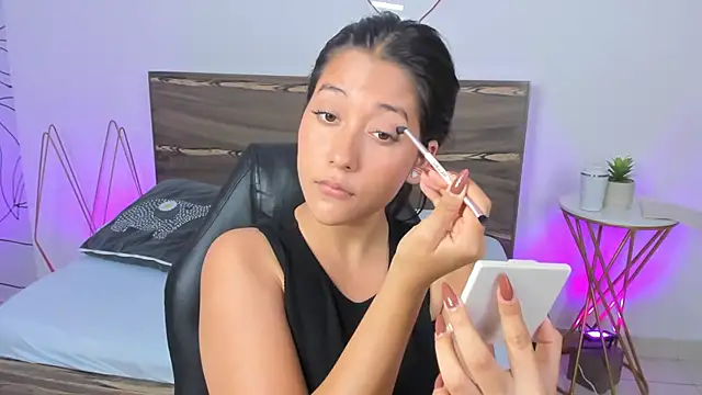 ivette bocelly online show from 02-11-25, 01:09