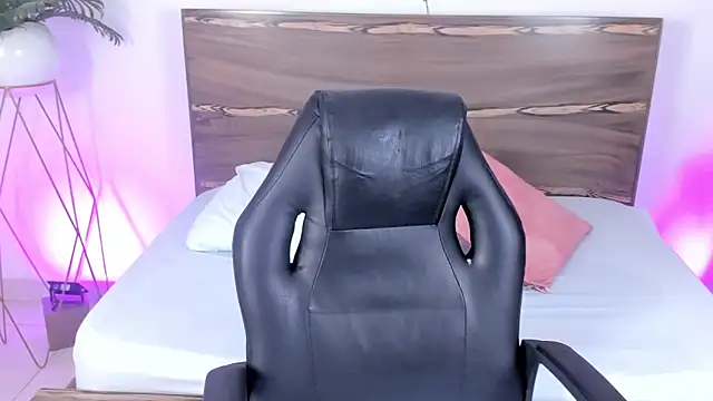 ivette bocelly online show from 02-28-25, 10:17