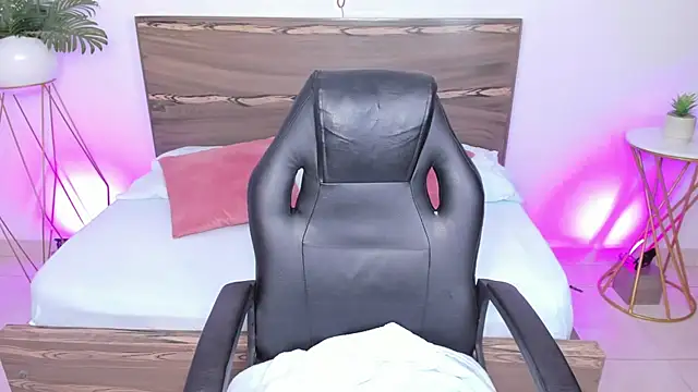 ivette bocelly online show from 03-10-25, 07:29