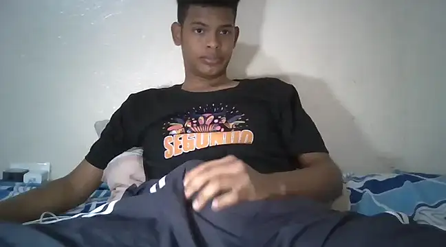 boylittle19cm online show from 02-18-25, 03:21