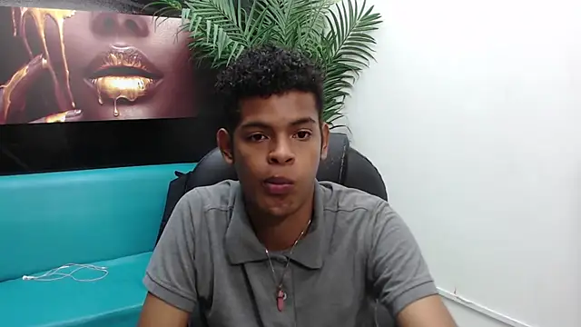 boylittle19cm online show from 03-18-25, 12:25