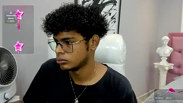 boylittle19cm online show from 11-05-25, 12:49