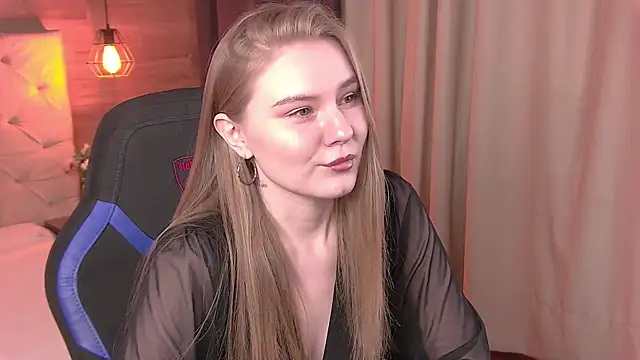 ValerieViolette online show from 02-13-25, 08:59