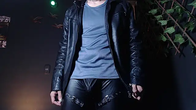 Dicaprioo  online show from 10-18-25, 10:43