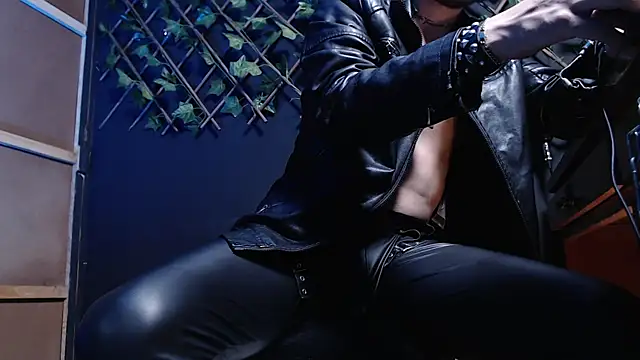 Dicaprioo  online show from 11-25-25, 05:40