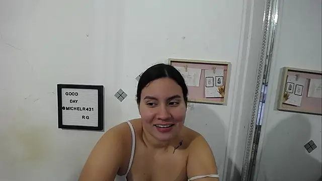 Mia  reys online show from 10-14-25, 02:34