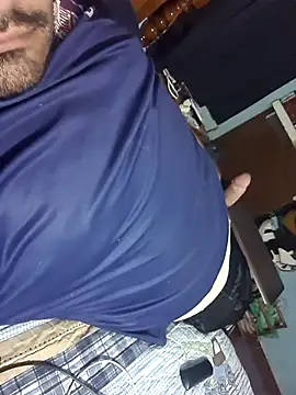 GILBERTHOR92 online show from 02-04-26, 05:57