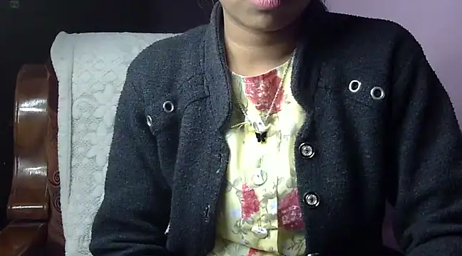 momo lov online show from 12-13-24, 09:02