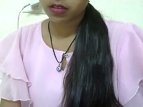 momo lov online show from 10-11-25, 05:17