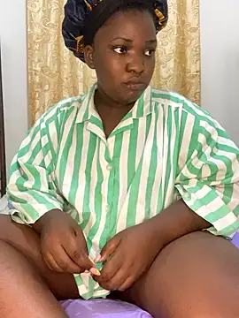 sweet18creamybigpussy online show from 01-10-26, 08:32