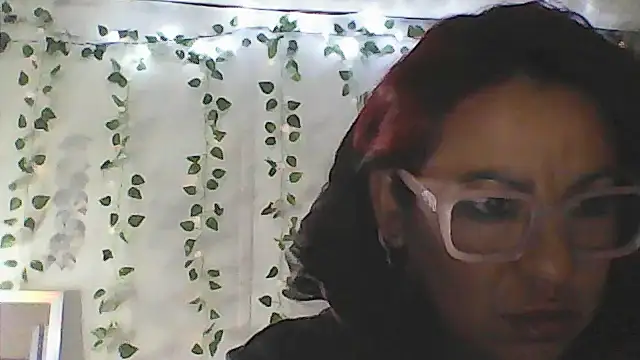 Erotic nayma online show from 01-28-25, 06:16