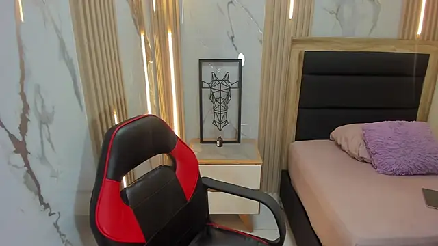 delilaquinn online show from 10-17-25, 11:13