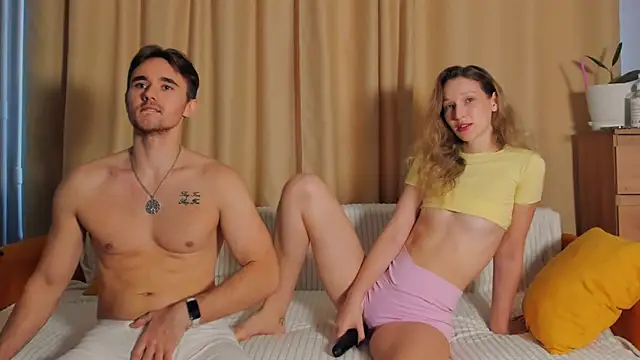  Lora Palmer online show from 10-31-25, 10:16