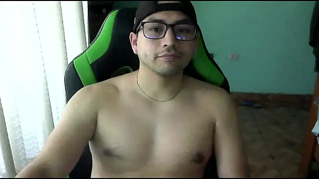 Snapshot of Allen_ibe chatting on 11-22-25, 09:03 Allen ibe online show from 11-22-25, 09:03